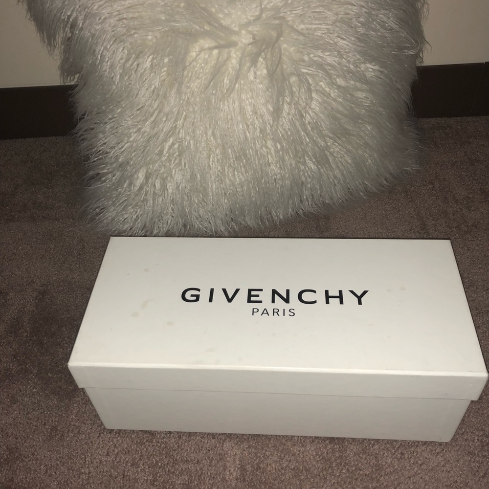 Givenchy logo rubber slide